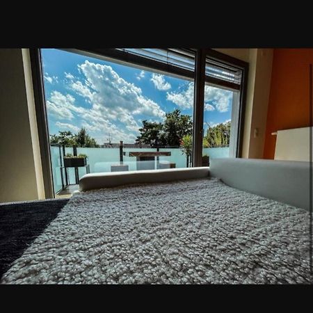 Zimmer - Modernes Apartment Mit 45 Qm. Straubing Exterior photo
