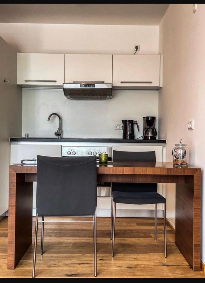 Zimmer - Modernes Apartment Mit 45 Qm. Straubing Exterior photo